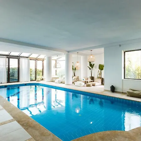 Odyssey Luxury & Villa *
